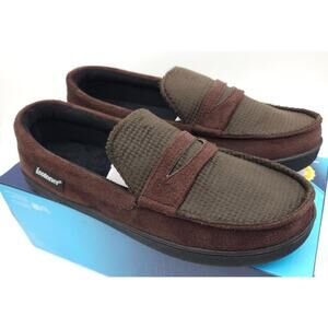 Isotoner Faux Suede Memory Foam Moccasin Slippers Dark Chocolate 8-9 Medium NEW